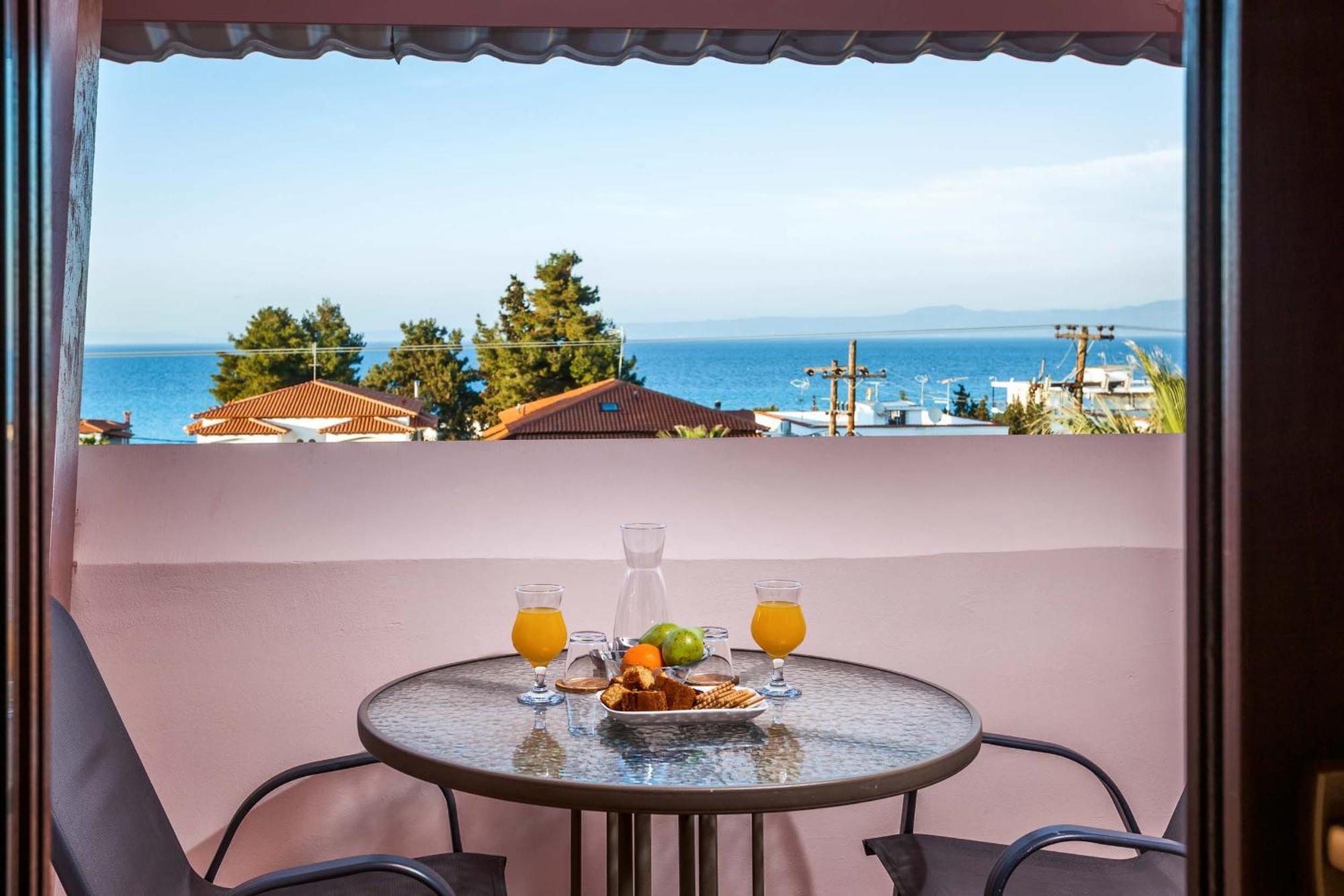 Anna Maria Paradise Pefkochori Exterior photo